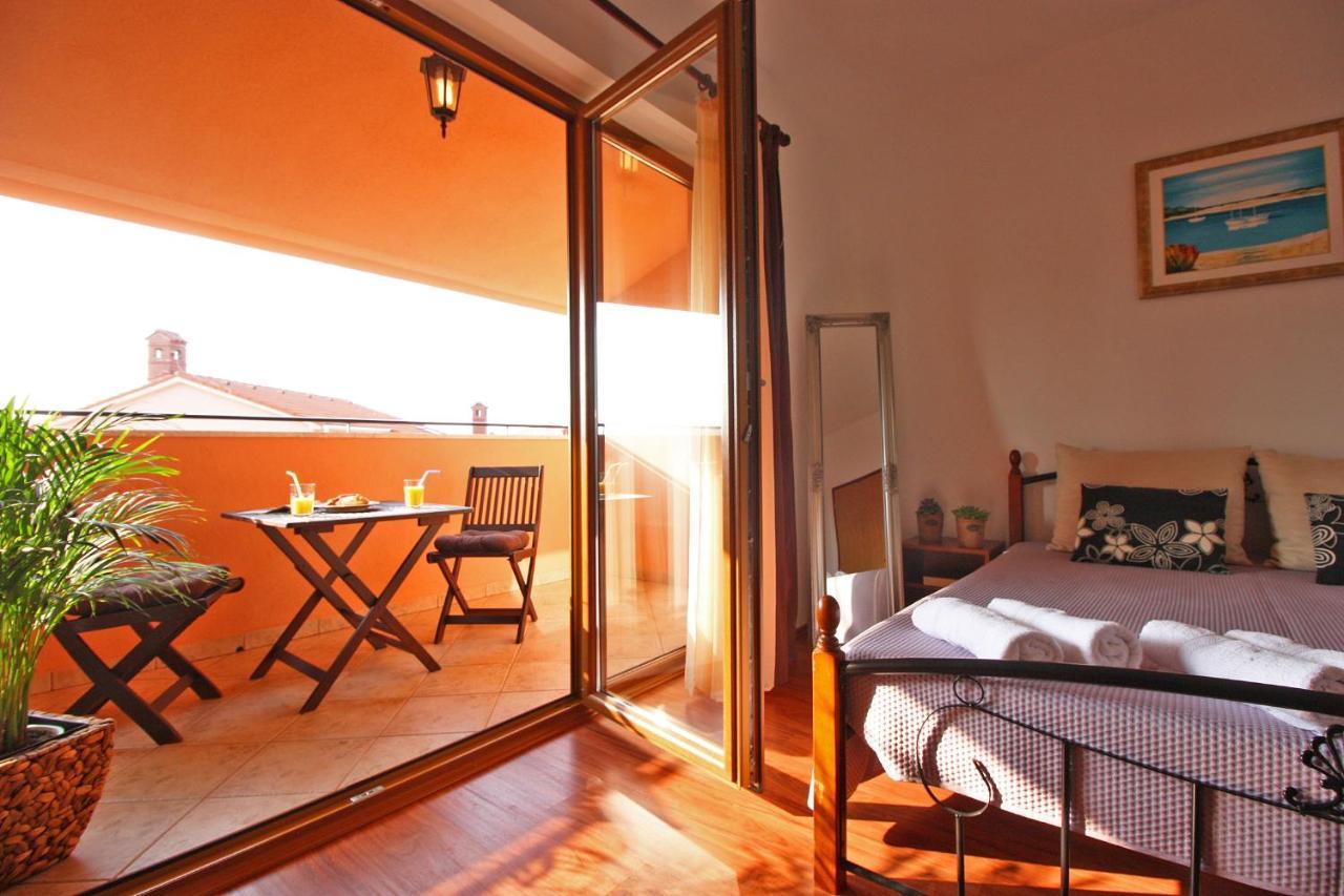 Brijunisol - 3 Apartments Top Position Near The Beautiful Beach Fazana Ngoại thất bức ảnh