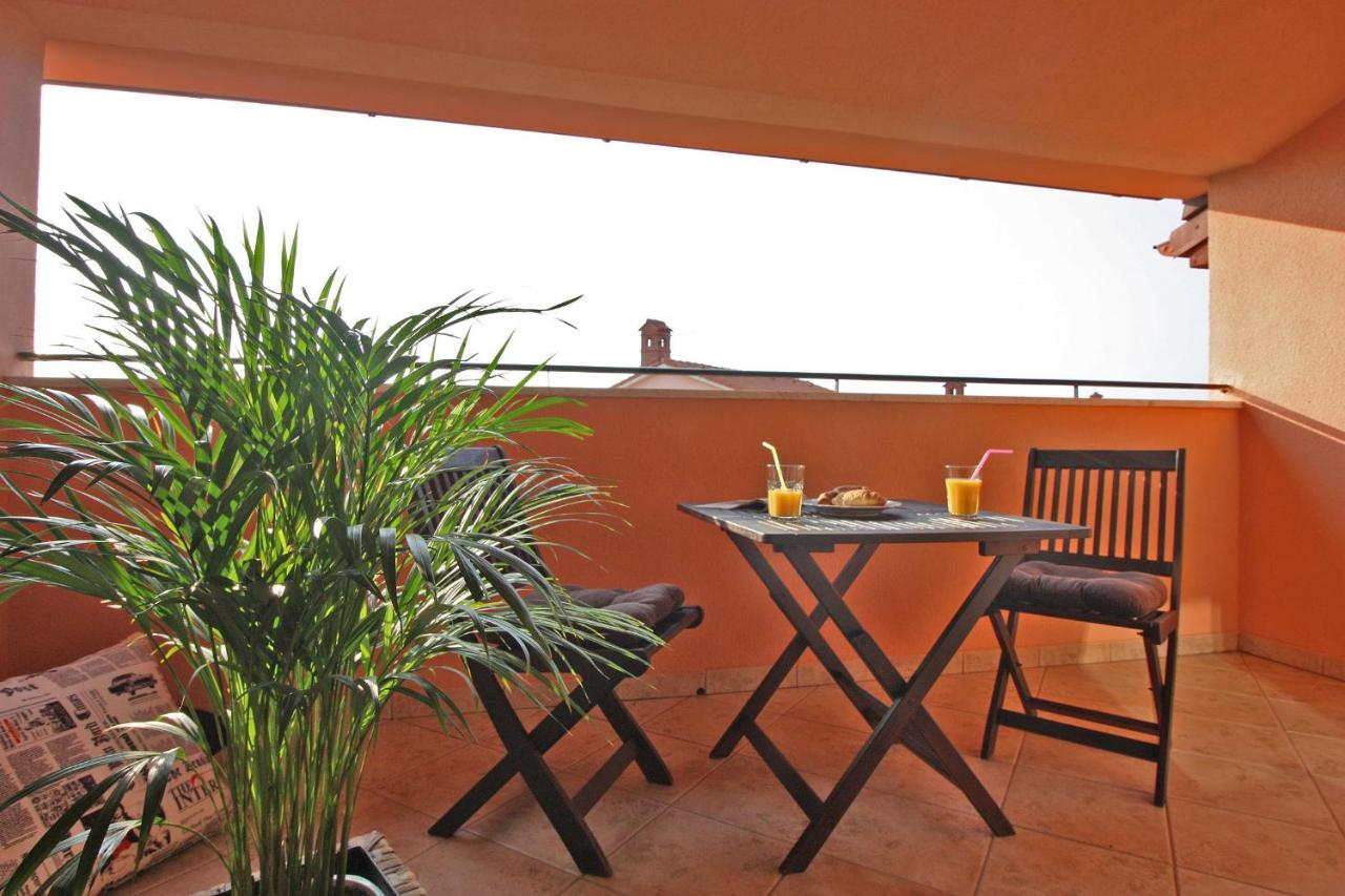Brijunisol - 3 Apartments Top Position Near The Beautiful Beach Fazana Ngoại thất bức ảnh
