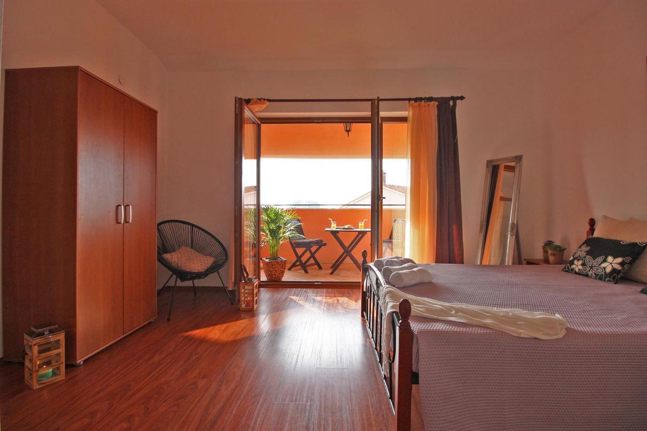 Brijunisol - 3 Apartments Top Position Near The Beautiful Beach Fazana Ngoại thất bức ảnh