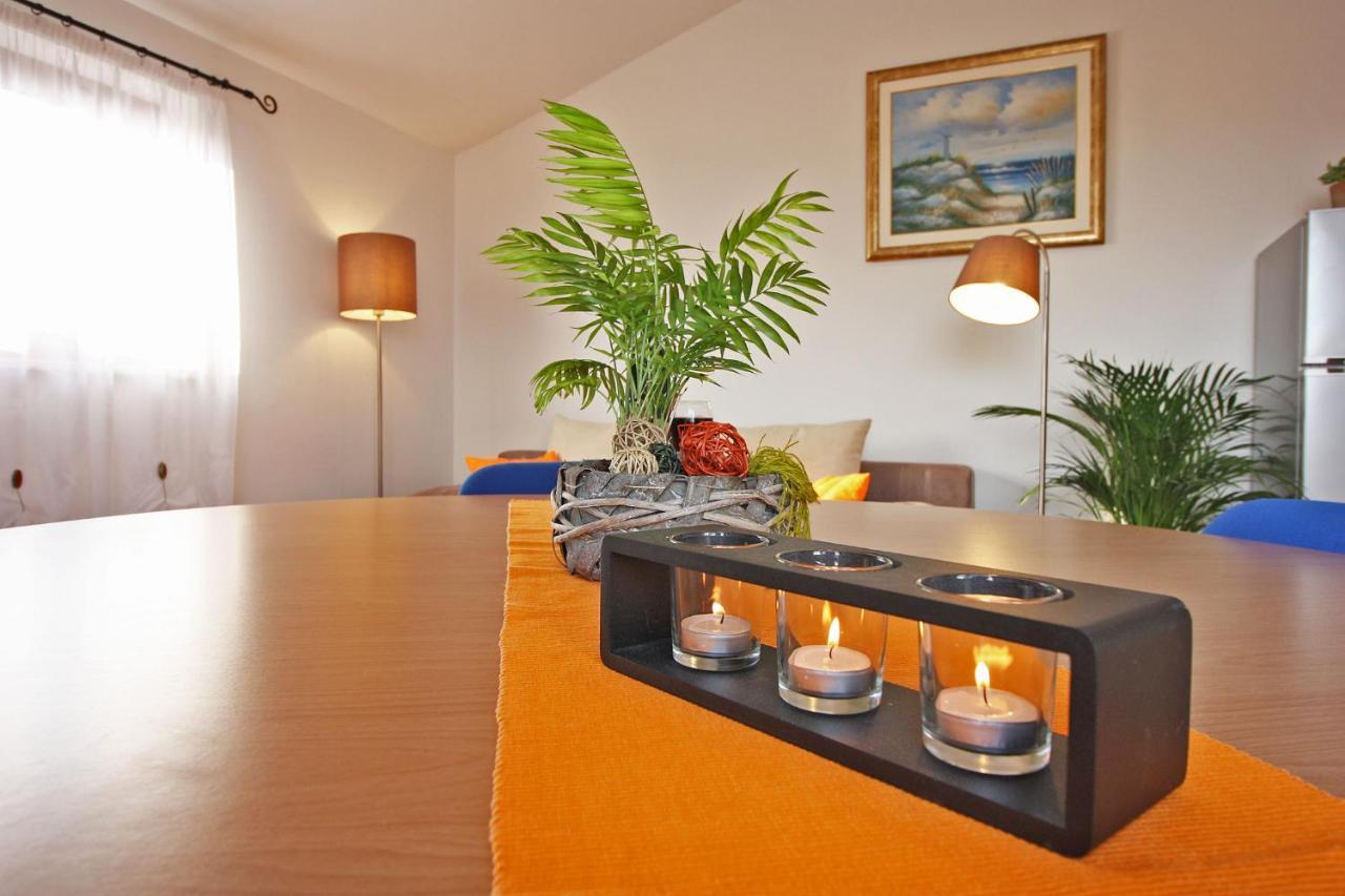Brijunisol - 3 Apartments Top Position Near The Beautiful Beach Fazana Ngoại thất bức ảnh