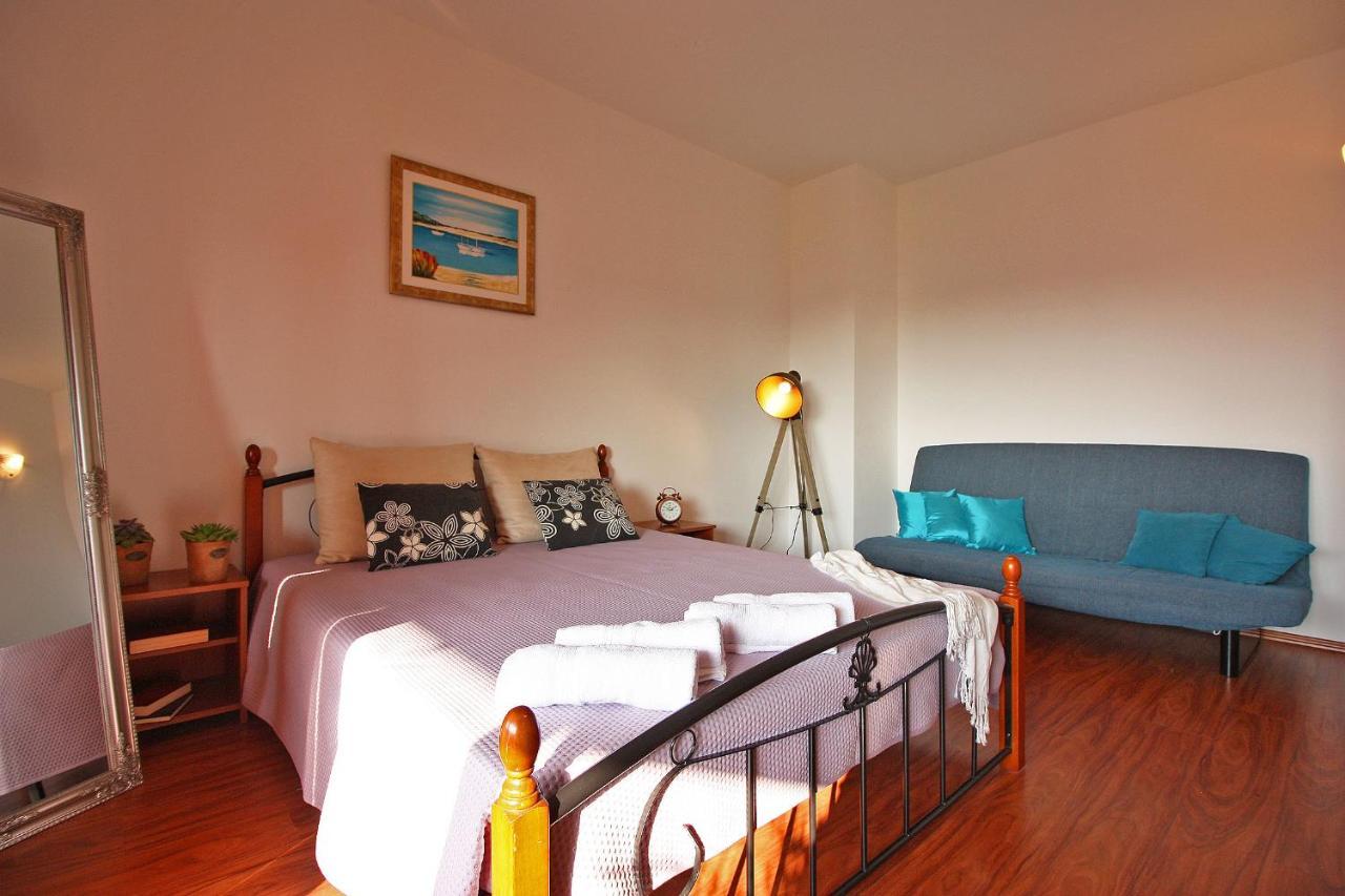 Brijunisol - 3 Apartments Top Position Near The Beautiful Beach Fazana Ngoại thất bức ảnh