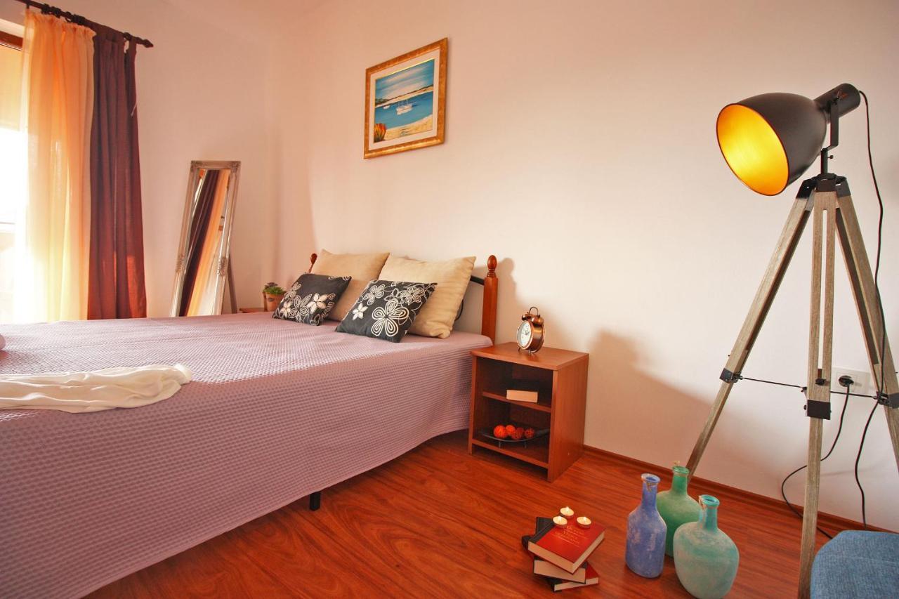 Brijunisol - 3 Apartments Top Position Near The Beautiful Beach Fazana Ngoại thất bức ảnh